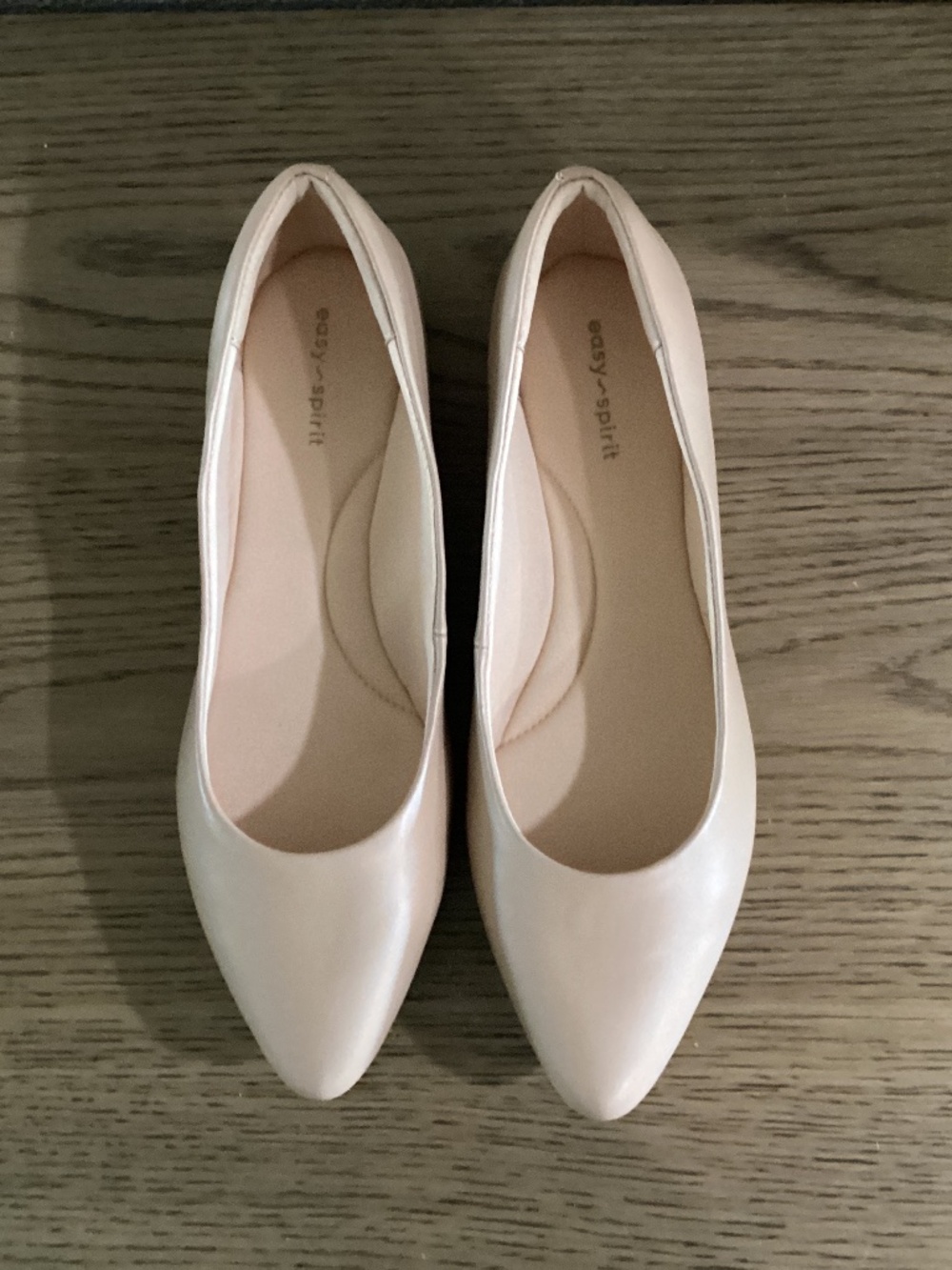 Easy Spirit Fellia 3 comfort flat, nude color, size 9.5M
